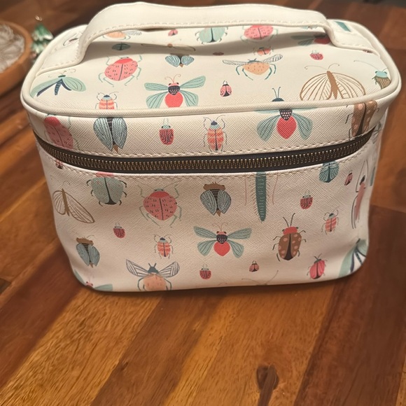 OCS Designs Pastel Bug Makeup bag NWOT - Picture 1 of 4